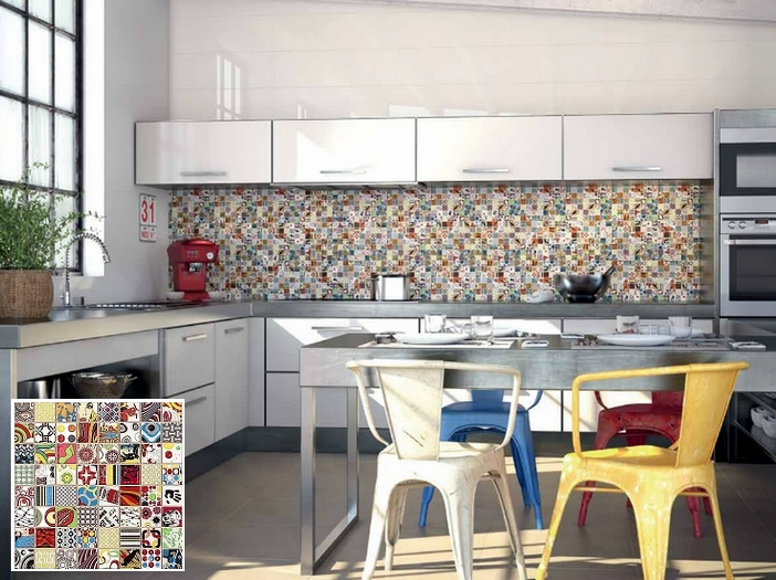 Chaotic mosaic kitchen splashback