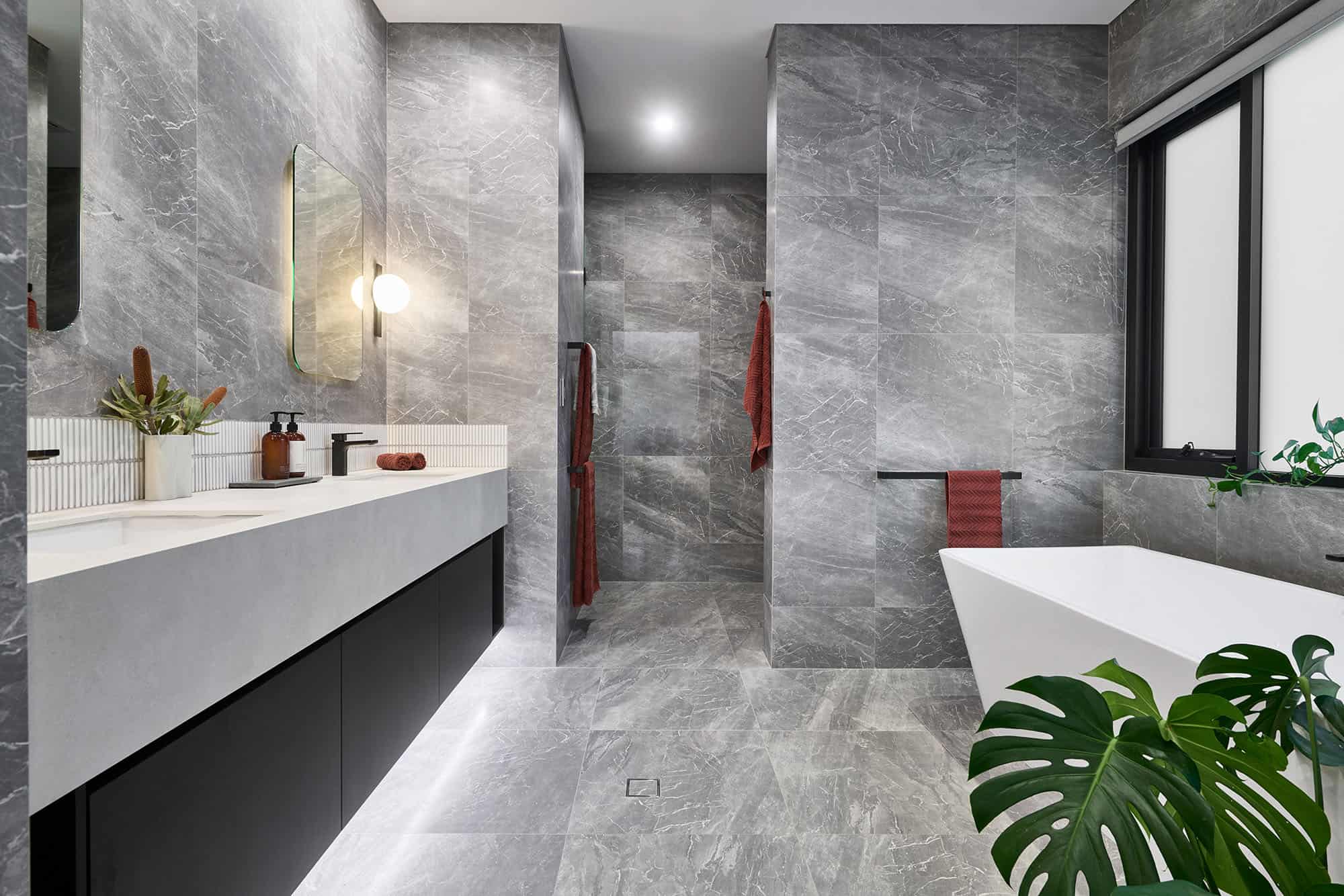 Bathroom with a marble look